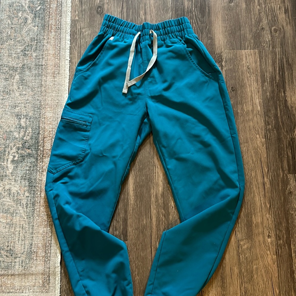 Figs scrubs xs tall Zamora high waisted jogger pants